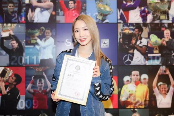 孟美岐小刚周传雄,孟美岐说周传雄模仿小刚