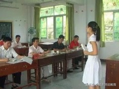 教师招聘说课视频第一名,评委老师给教师面试说课高分技巧