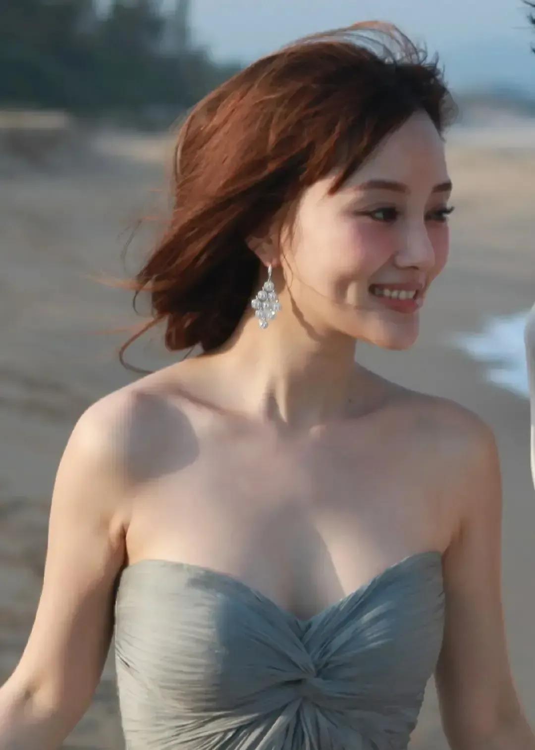 李小璐和贾乃亮婚纱照,李小璐贾乃亮婚纱照文案