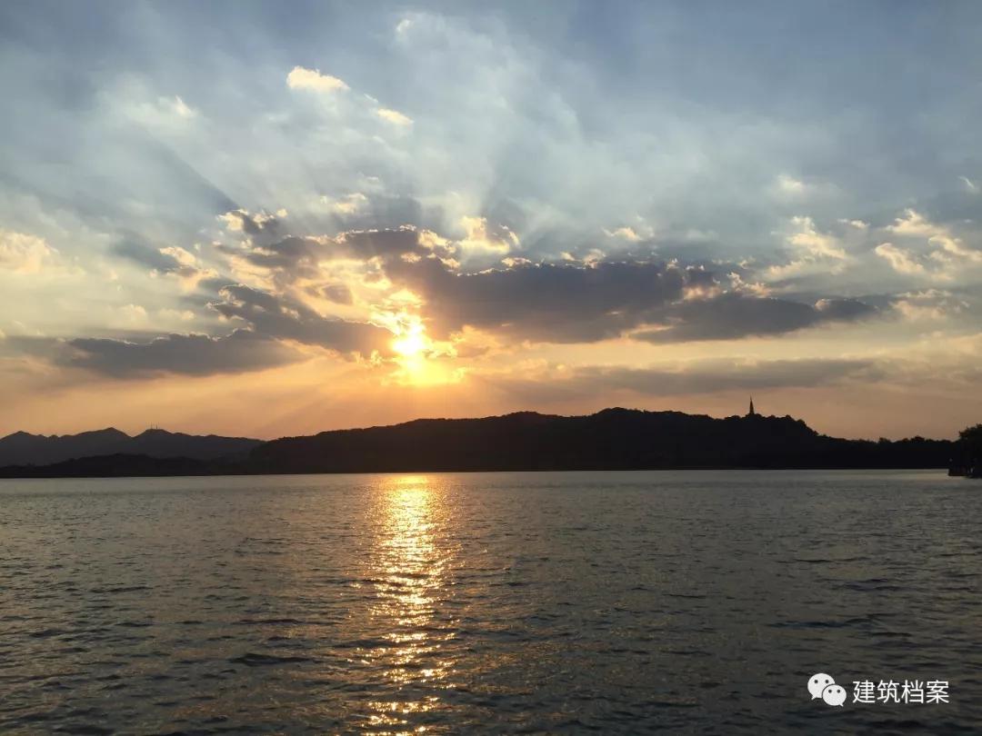 西湖十景分两次去,西湖十景点是哪十景