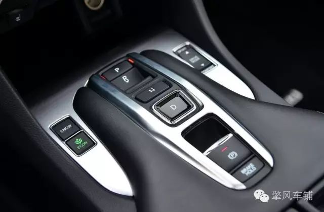 汽车的换挡规律,汽车的换挡拨片如何操作