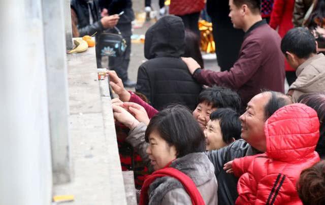 世上最脏的石头是哪个,全球最脏石头排行榜