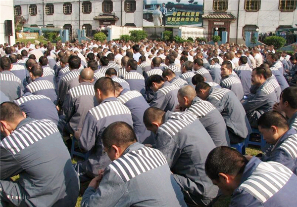 死刑缓期两年执行是什么意思啊,死刑缓期两年执行意味着什么