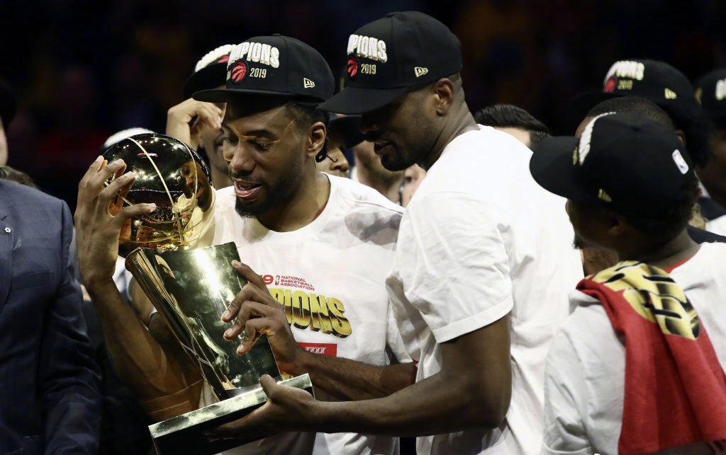 伦纳德加盟新百伦后留下的珍贵遗产！居然成了乔丹调侃他的工具