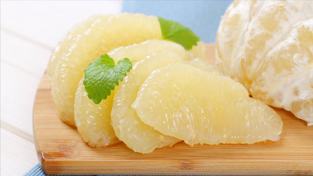 柚子甜不甜在树上就决定了,柚子甜不甜很甜原版视频