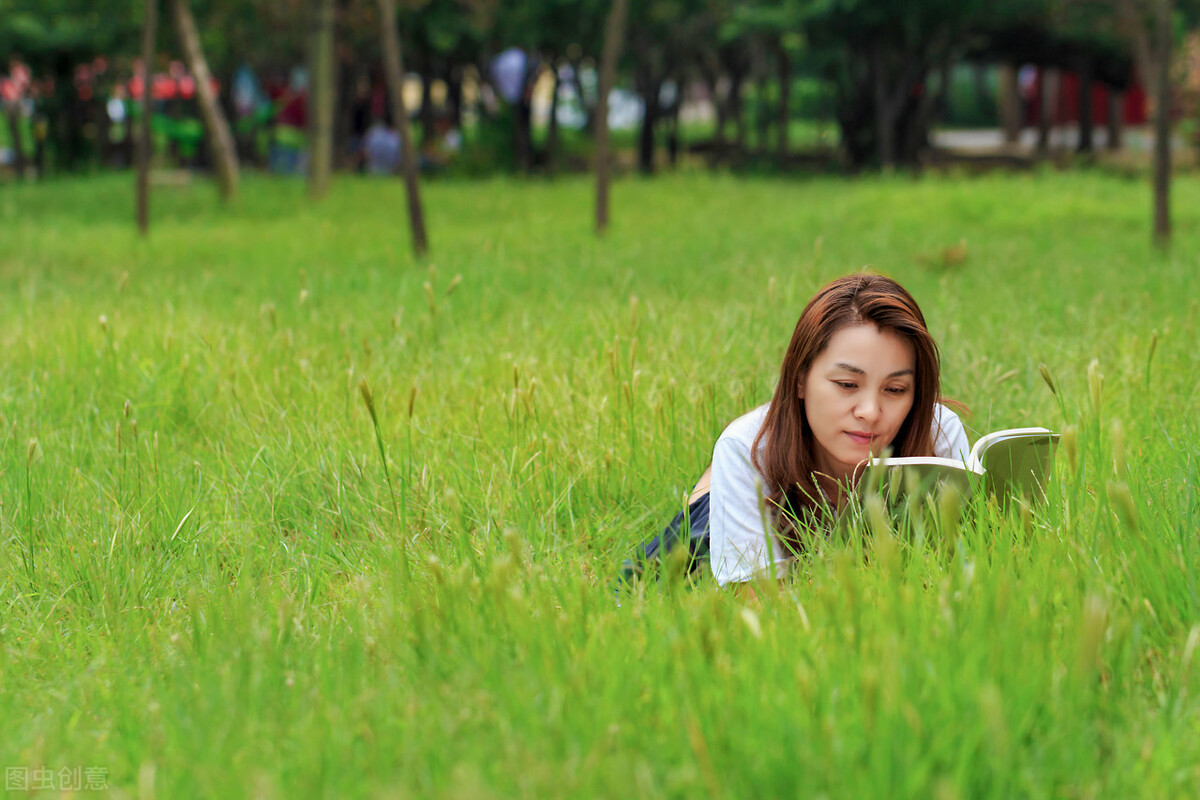 腹有诗书气自华千古名句一生必背,腹有诗书气自华的感悟