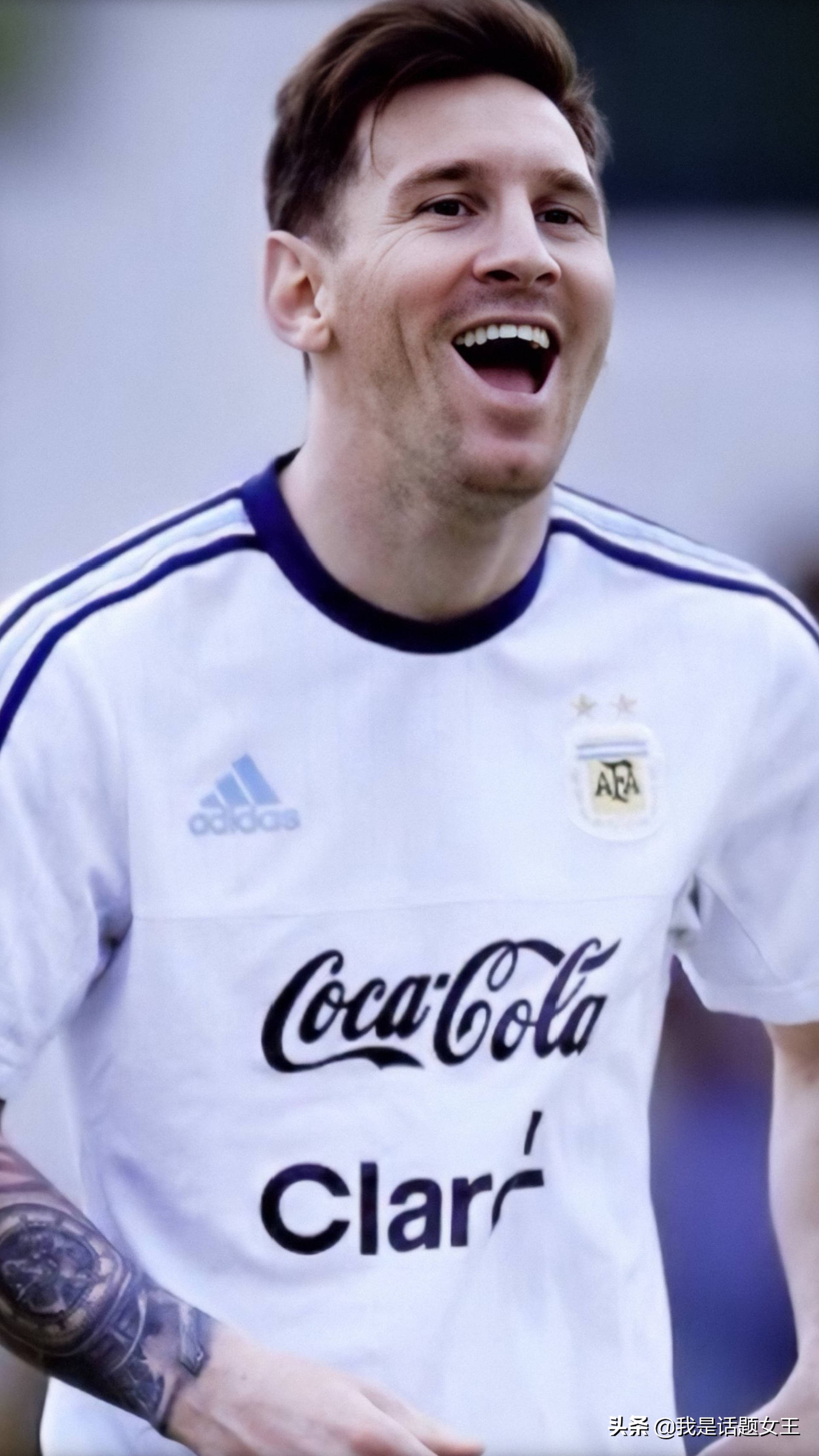 梅西第六次获得金球天下足球奖,梅西第8次夺得世界足球先生