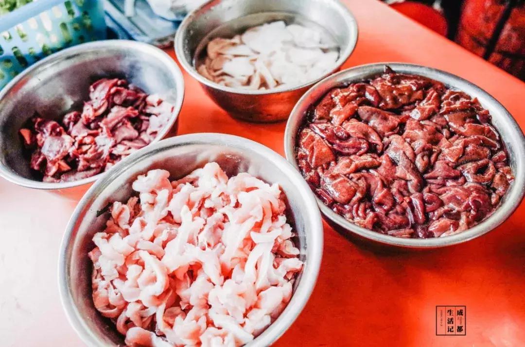 荷花池美食一条街,荷花池一条街美食