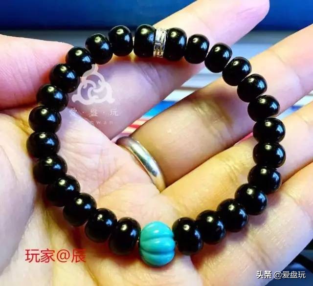盘玩包浆后变黑的文玩,包浆手串盘玩11毫米