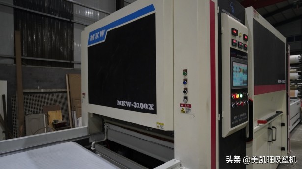 模压柜门怎么制作的,模压门板怎么制作