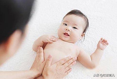 2个月宝宝肠胀气哭闹怎么办,一个多月宝宝肠胀气哭闹怎么缓解