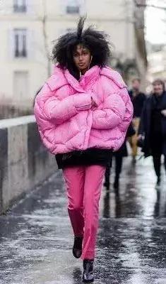 拒绝臃肿冬天最薄的保暖衣,好看又不显臃肿的羽绒服