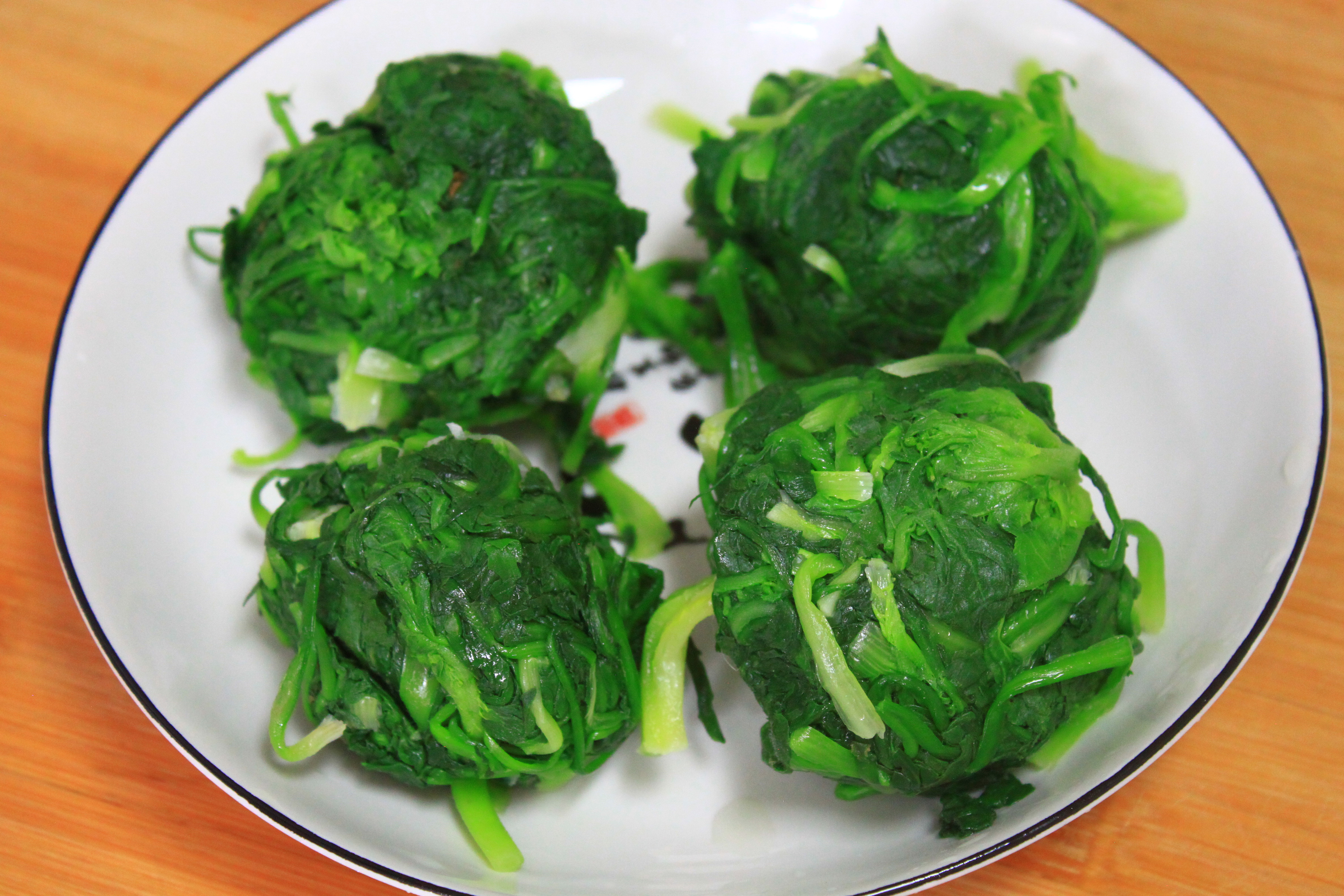 牛奶蔬菜谷物水果中钙最容易吸收,比牛奶还要高的补钙10种蔬菜