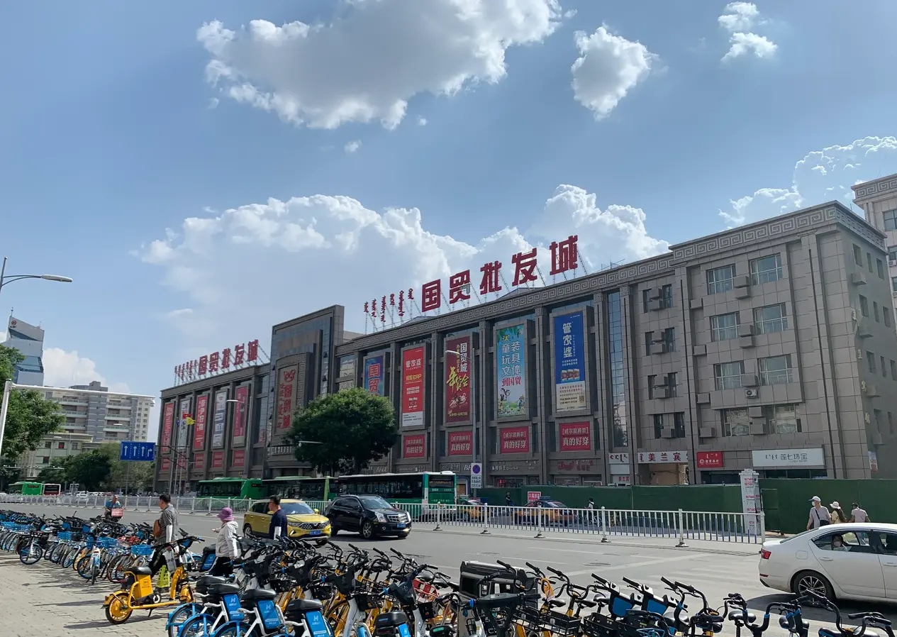 呼和浩特摆摊适合摆什么,呼和浩特哪能免费摆摊