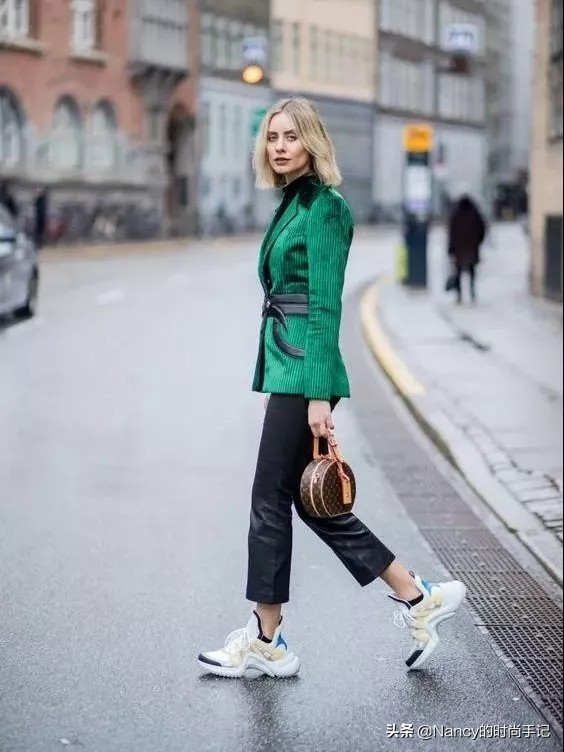 天太冷穿不上高跟鞋,越来越冷穿什么鞋子好看