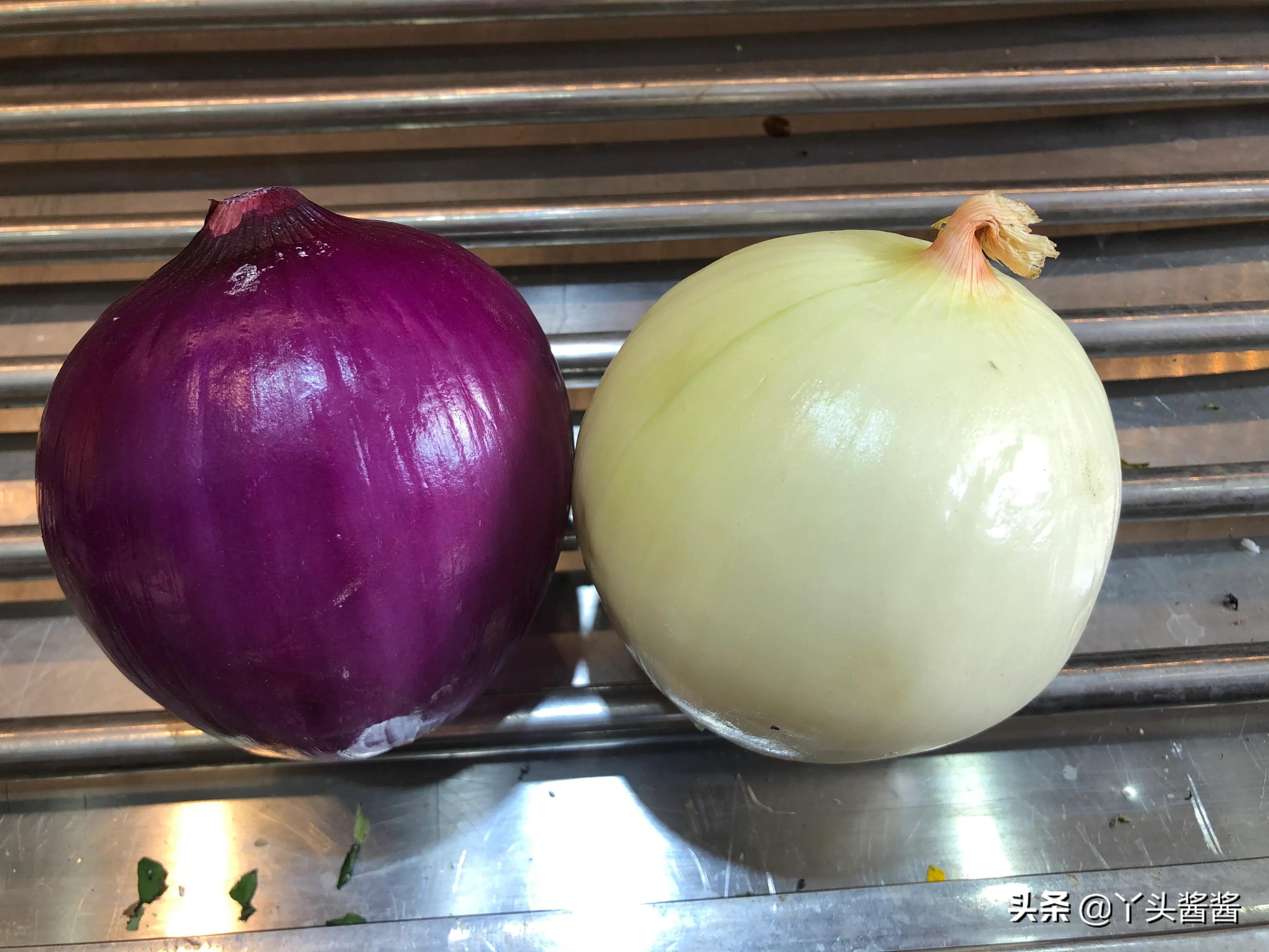 洋葱是买红的还是白的好,购买洋葱干红