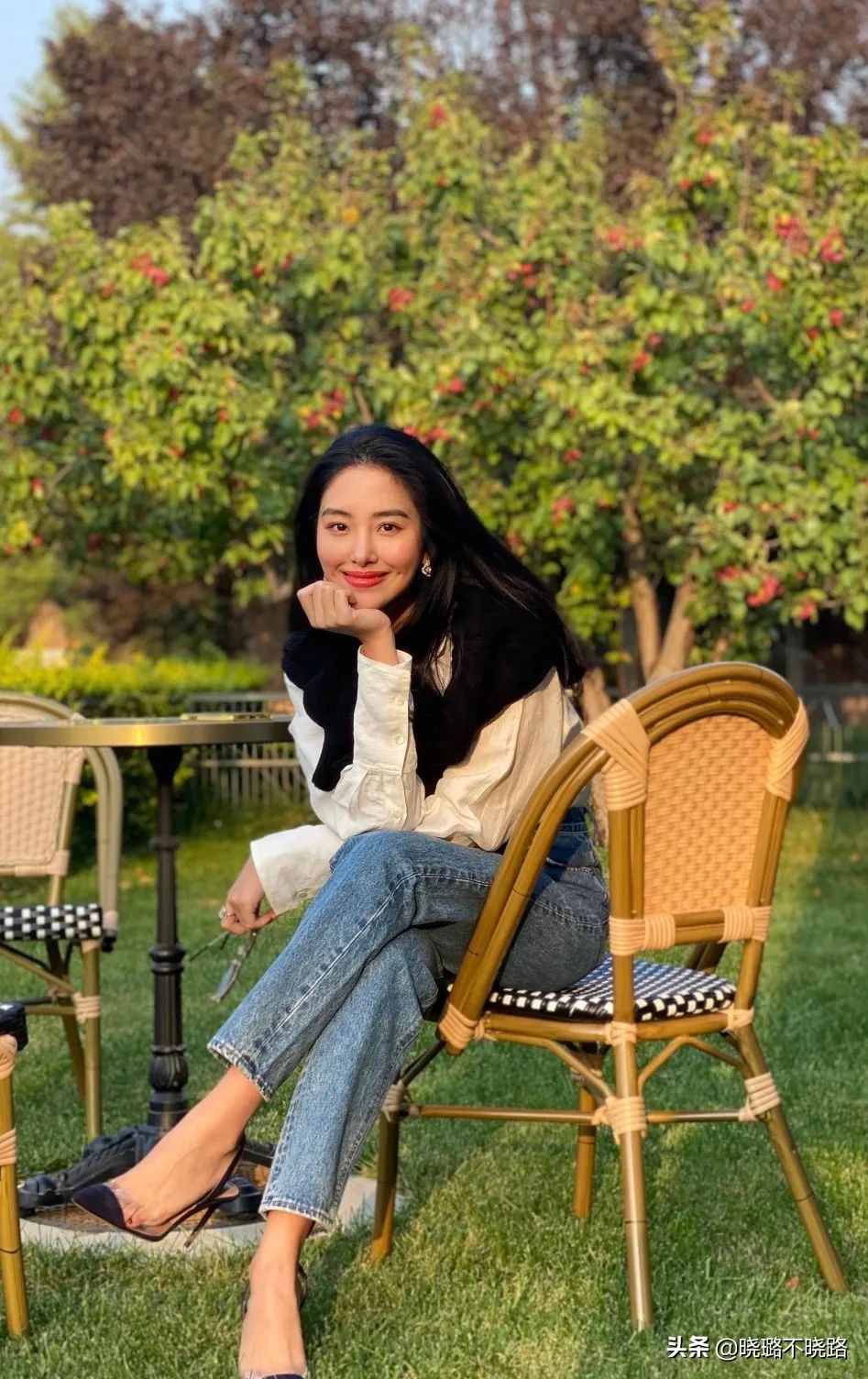 显腿长显腿直休闲鞋,2020流行露脚面鞋