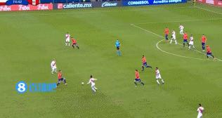 美洲杯门将倒挂进球,美洲杯门将