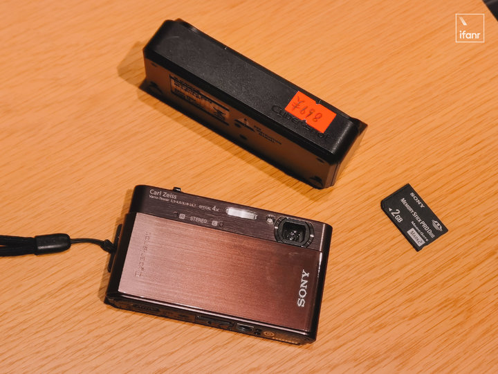 我在旧货市场淘了一天「电子垃圾」，这里是熟男的精神博物馆