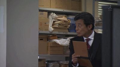 我爸和我灵魂互换后，这羞耻尴尬的生活...