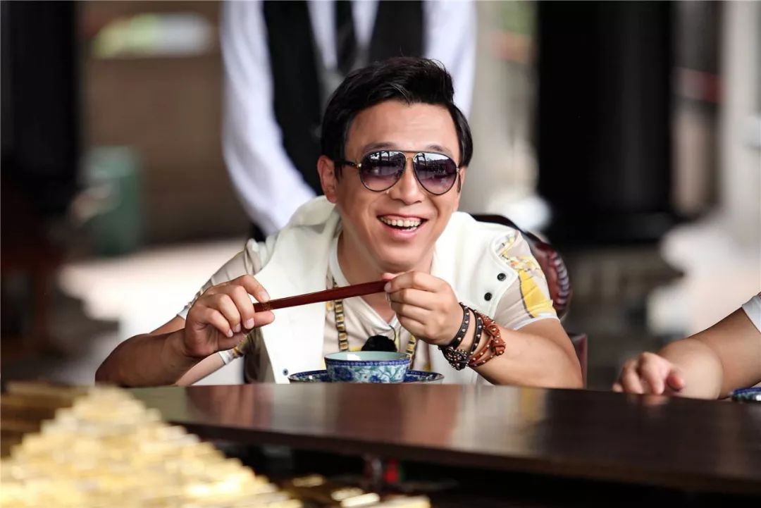 黄渤被演戏耽误的视频,被演戏耽误的歌手黄渤