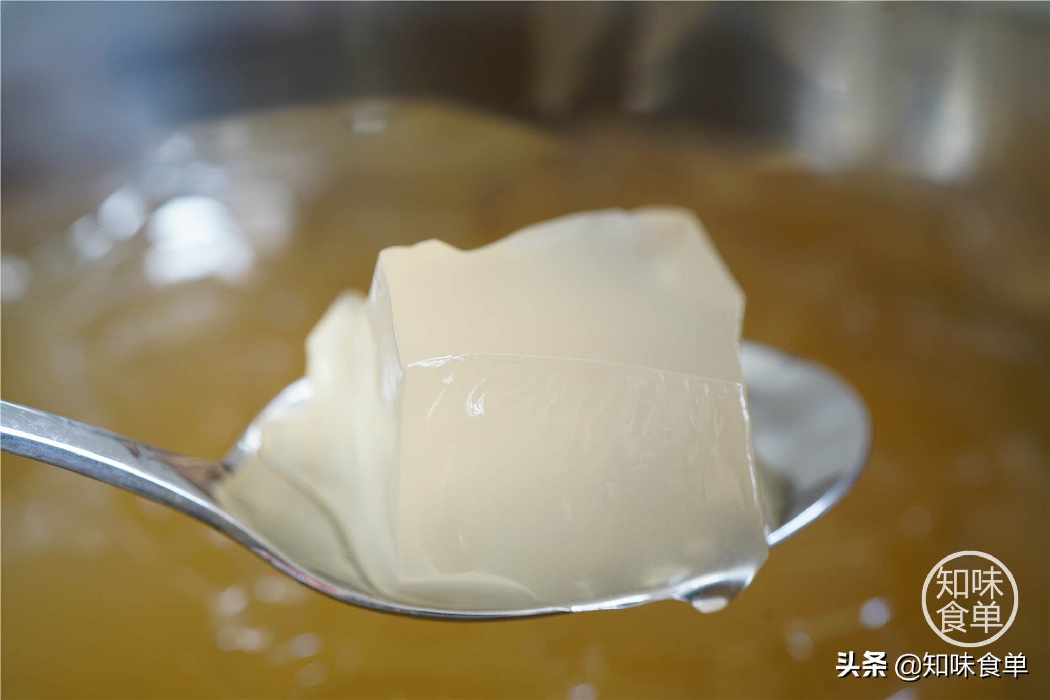 食单丨手工冰粉制作丨最全冰粉制作指南，天然*物冰植**粉大比拼