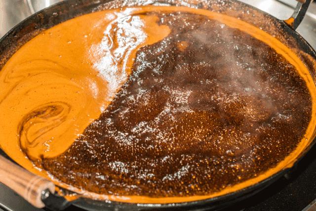 日本冲绳同款！淮海路惊现网红“炒奶茶”，买1送1！