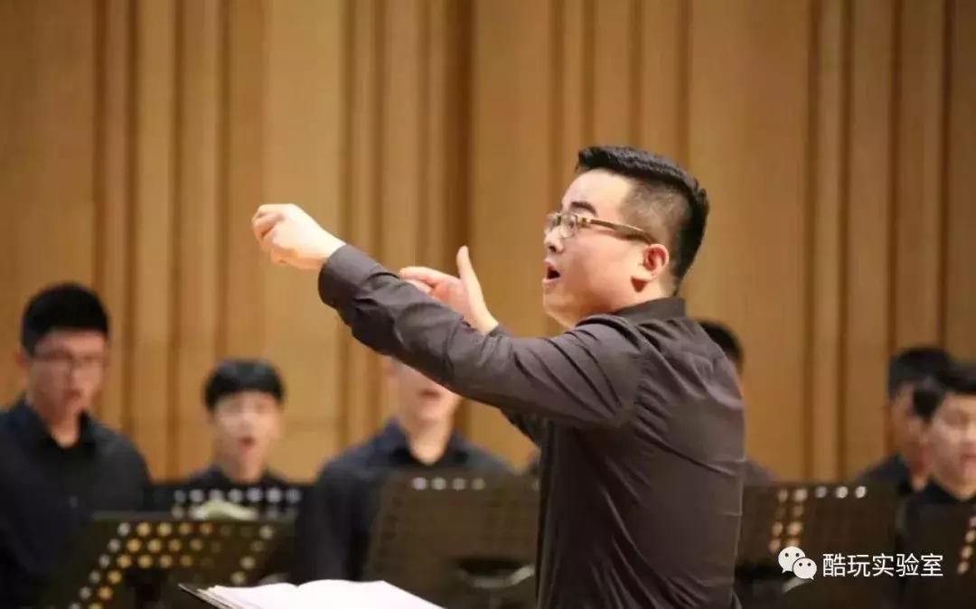 从逃学被嫌弃到和周杰伦演出,所有的“坏孩子”都缺一个好老师