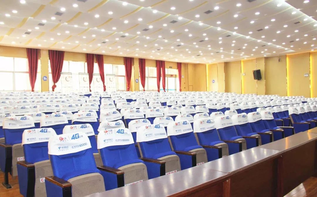 重点发展普文普理，做精做强美术特色。黄州中学高中部欢迎你！