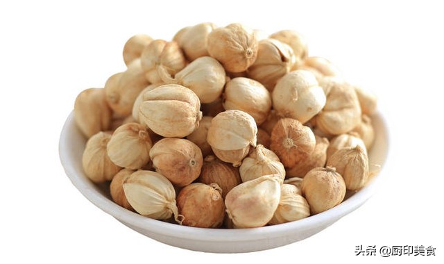 香料肉蔻草蔻白蔻红蔻用法区别,肉蔻草蔻白蔻用法有什么不同