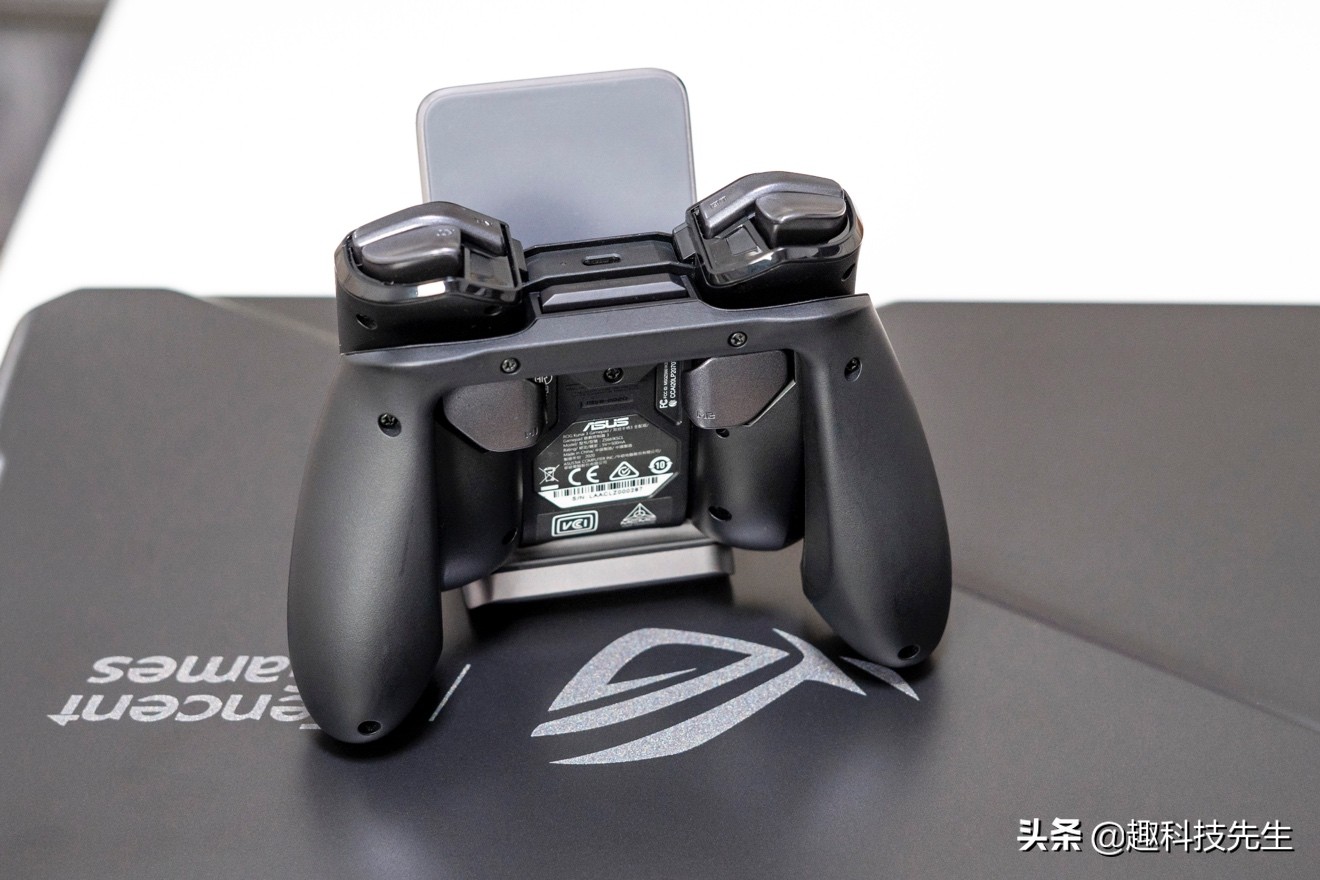 rog电竞装甲,rog3电竞装甲套装