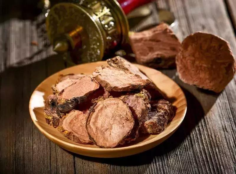 抗衰老中药材大全及药效作用,美白祛斑抗衰老的中药材