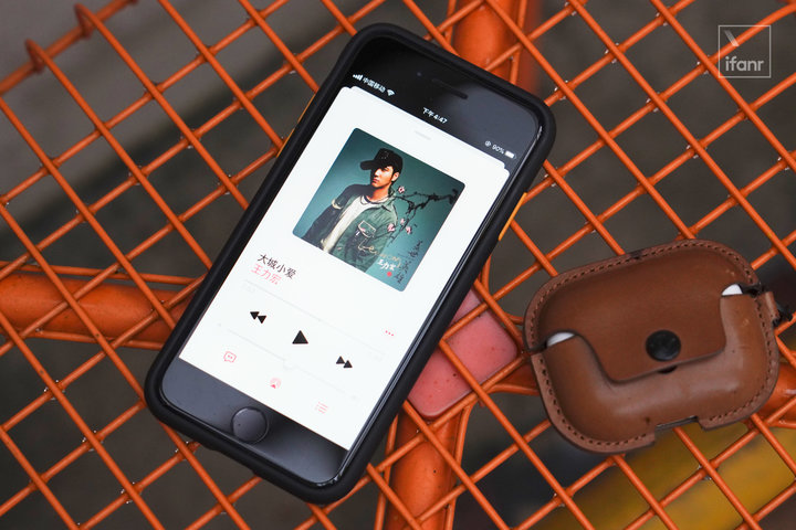 iphonese测评拆机,iphonese评测2020