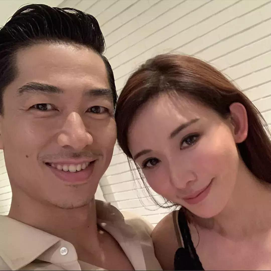 萧亚轩谈25岁以上的男人,萧亚轩再谈小鲜肉男友