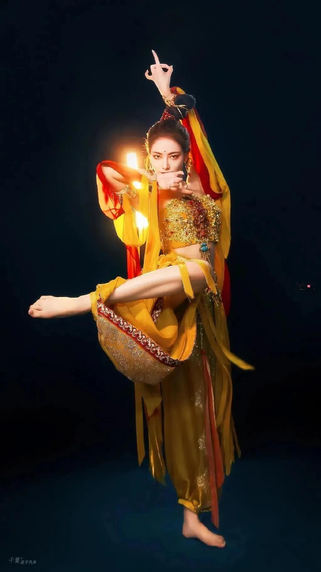 金碧辉煌还是金璧辉煌,金碧辉煌的装修风格