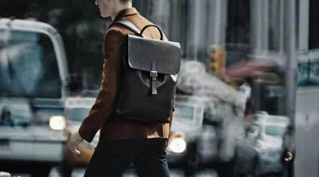 公认十大最好用的商务双肩包,时尚实用的双肩包有哪些