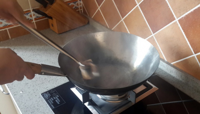 陈枝记和苏泊尔铁锅,山田锅好还是陈枝记好