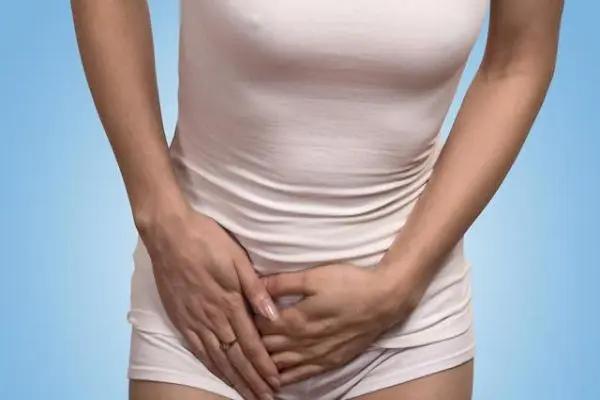 女性下方瘙痒好几天了什么原因,女性体下瘙痒是怎么回事