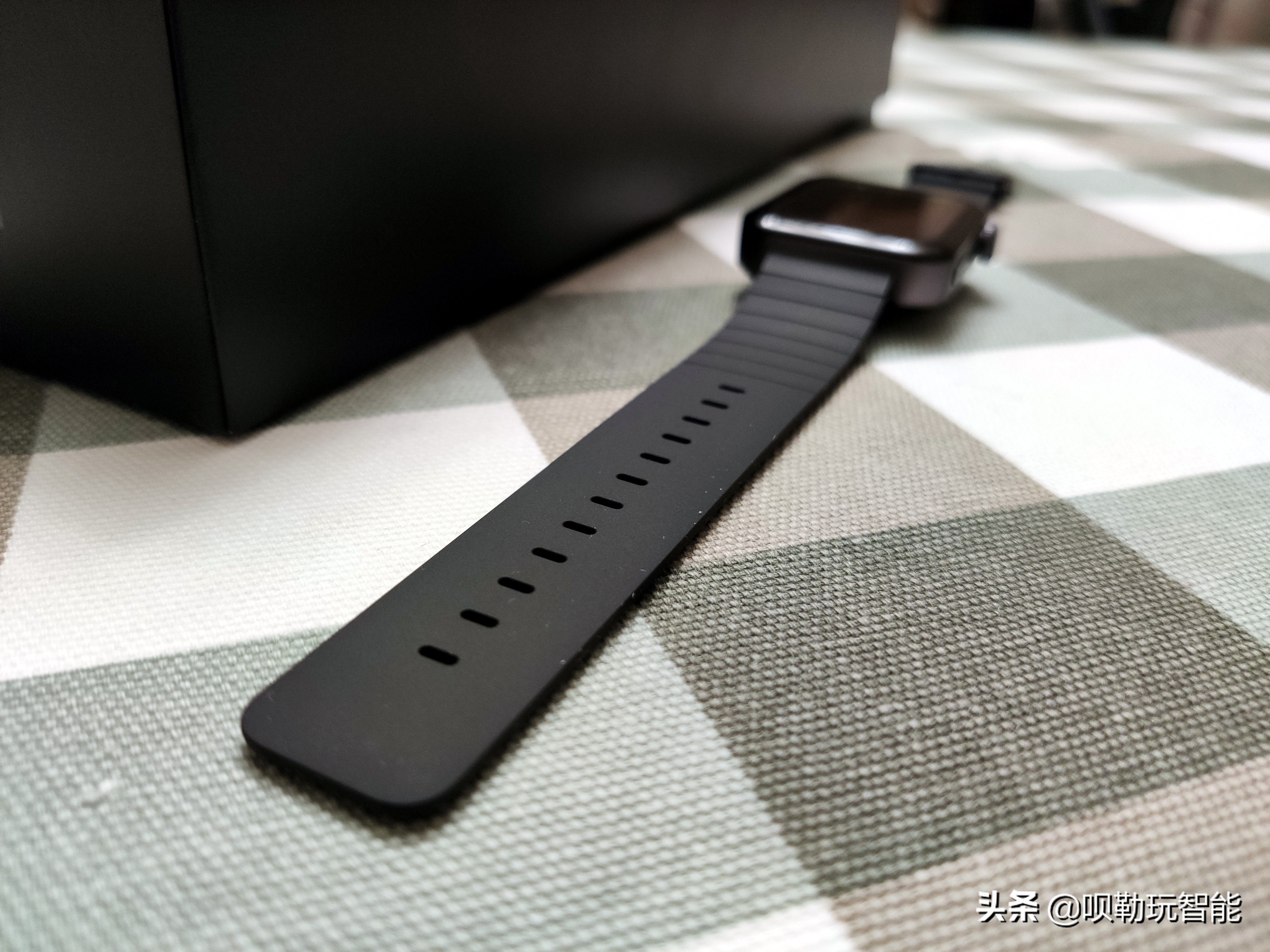 小米手表现在还值得入手么测评,小米手表上手体验1299元值得买吗