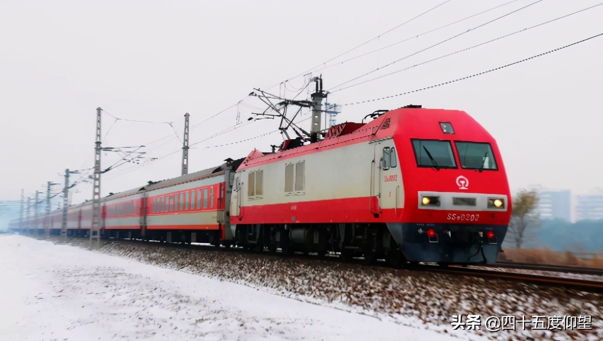 火车快车和慢车字母区分,火车y963是快车还是慢车