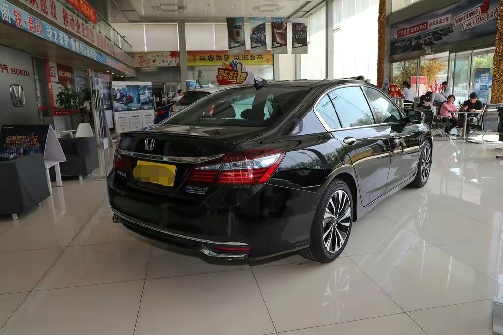 本田雅阁从一代到十代,本田雅阁八代半缺点和优点