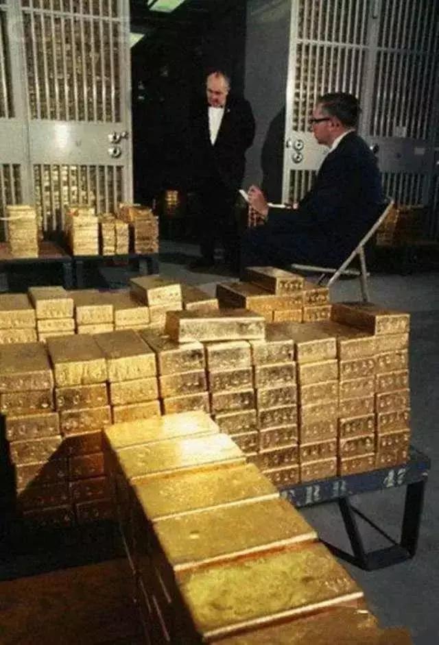 面积仅有足球场一半，但这里存放着人类最大规模的财富