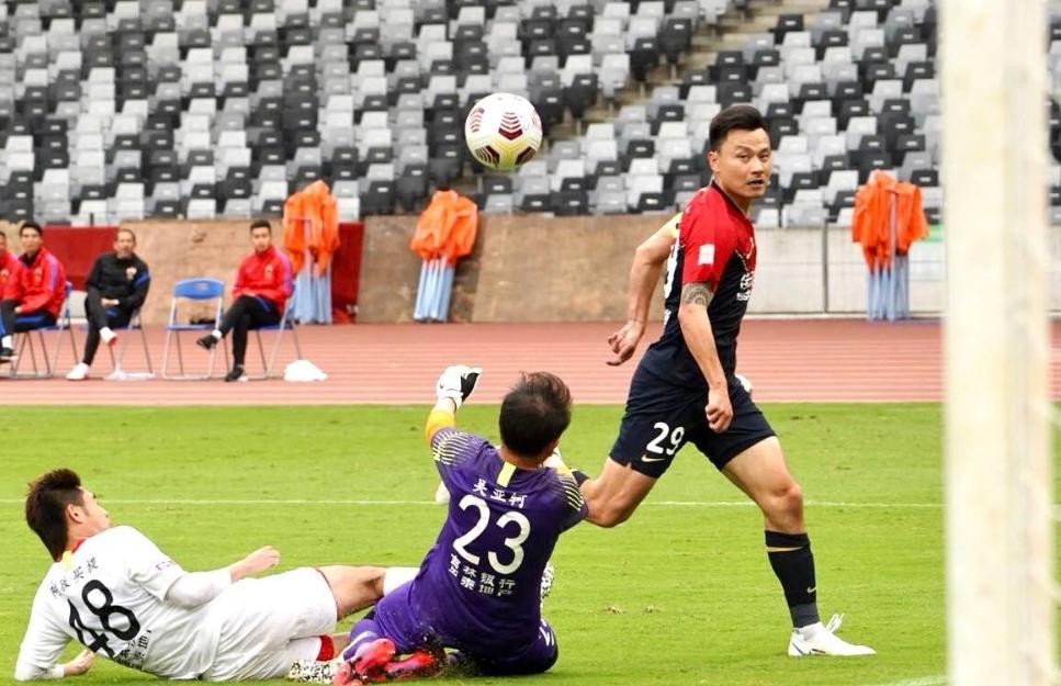 视频直播中超广州恒大对亚泰,中超第2轮广州恒大大胜长春亚泰