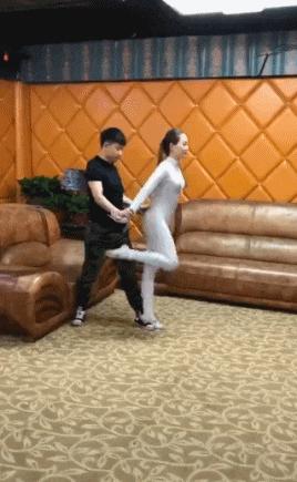 千万别惹女人搞笑视频,爆笑gif姑娘你已经突破天际啊