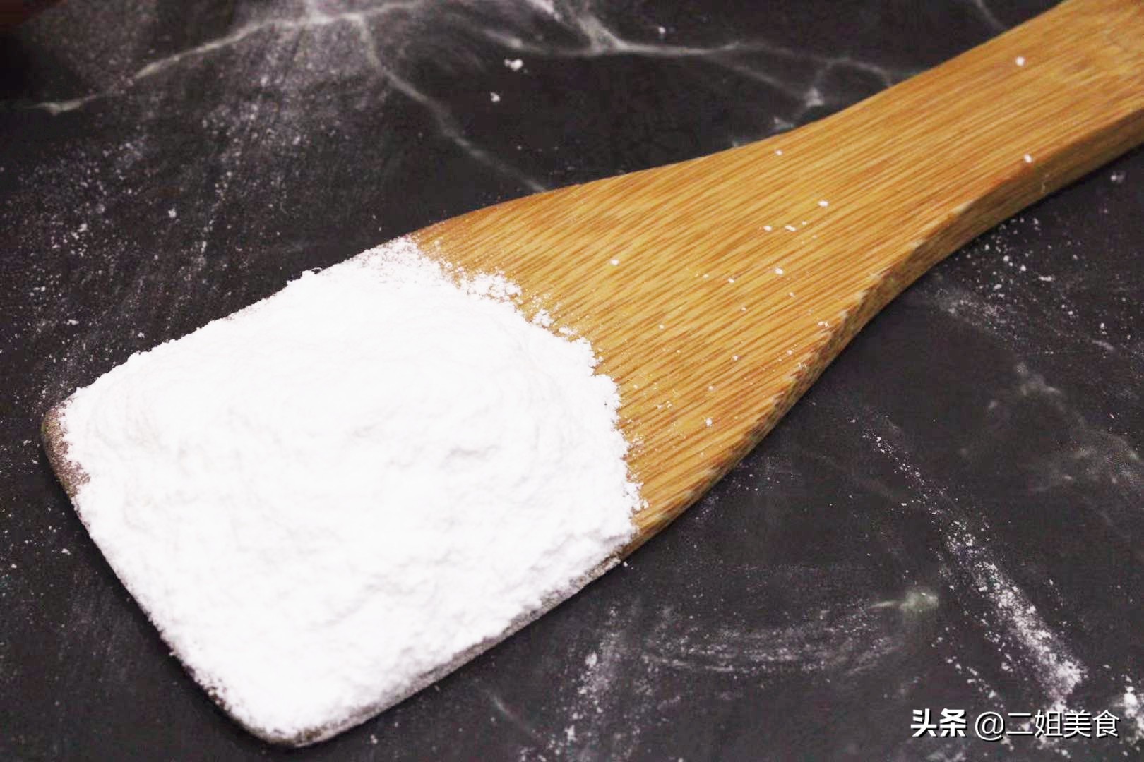 发酵粉和泡打粉有什么区别,发酵粉和泡打粉发面有什么区别