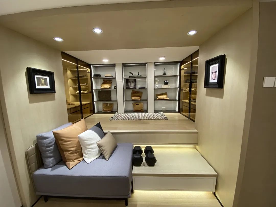 济南西客站中轴线,西客站片区中轴线