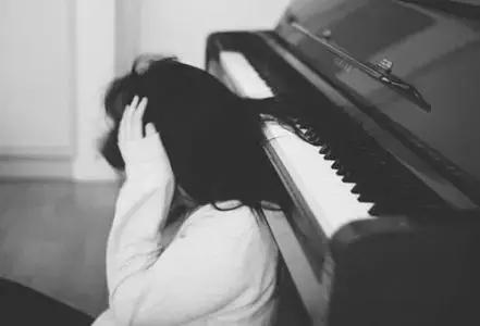 女性湿寒湿气重怎么治,女性气虚湿寒体质的表现