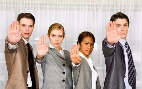 被领导冷落排挤边缘化怎么办,团队被领导边缘化最明智的做法