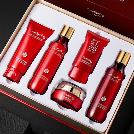 补水又保湿的平价水乳了解一下,保湿水乳油皮平价推荐