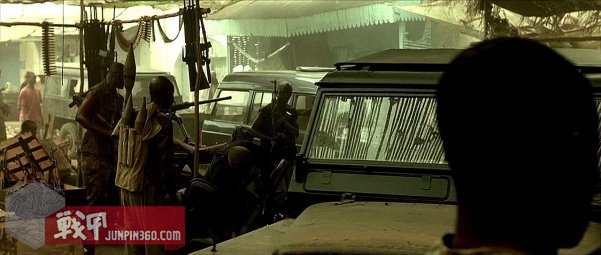 美国黑鹰战机坠落视频,解密经典黑鹰坠落